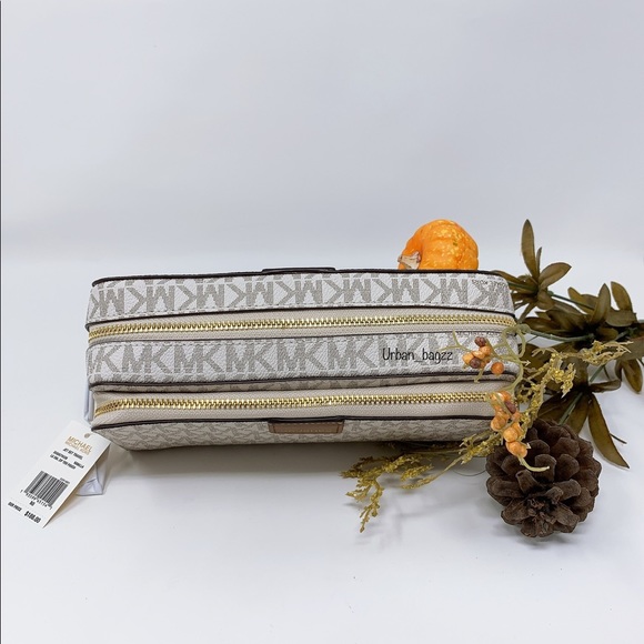 Michael Kors JST Large Double Zip Travel Pouch - Picture 7 of 8